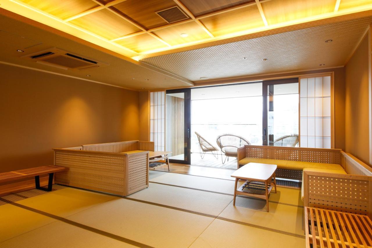 The Shiroyama Terrace Tsuyama Villa Buitenkant foto