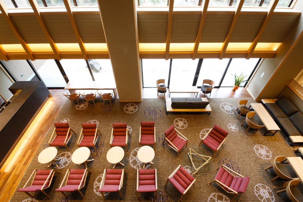 The Shiroyama Terrace Tsuyama Villa Buitenkant foto